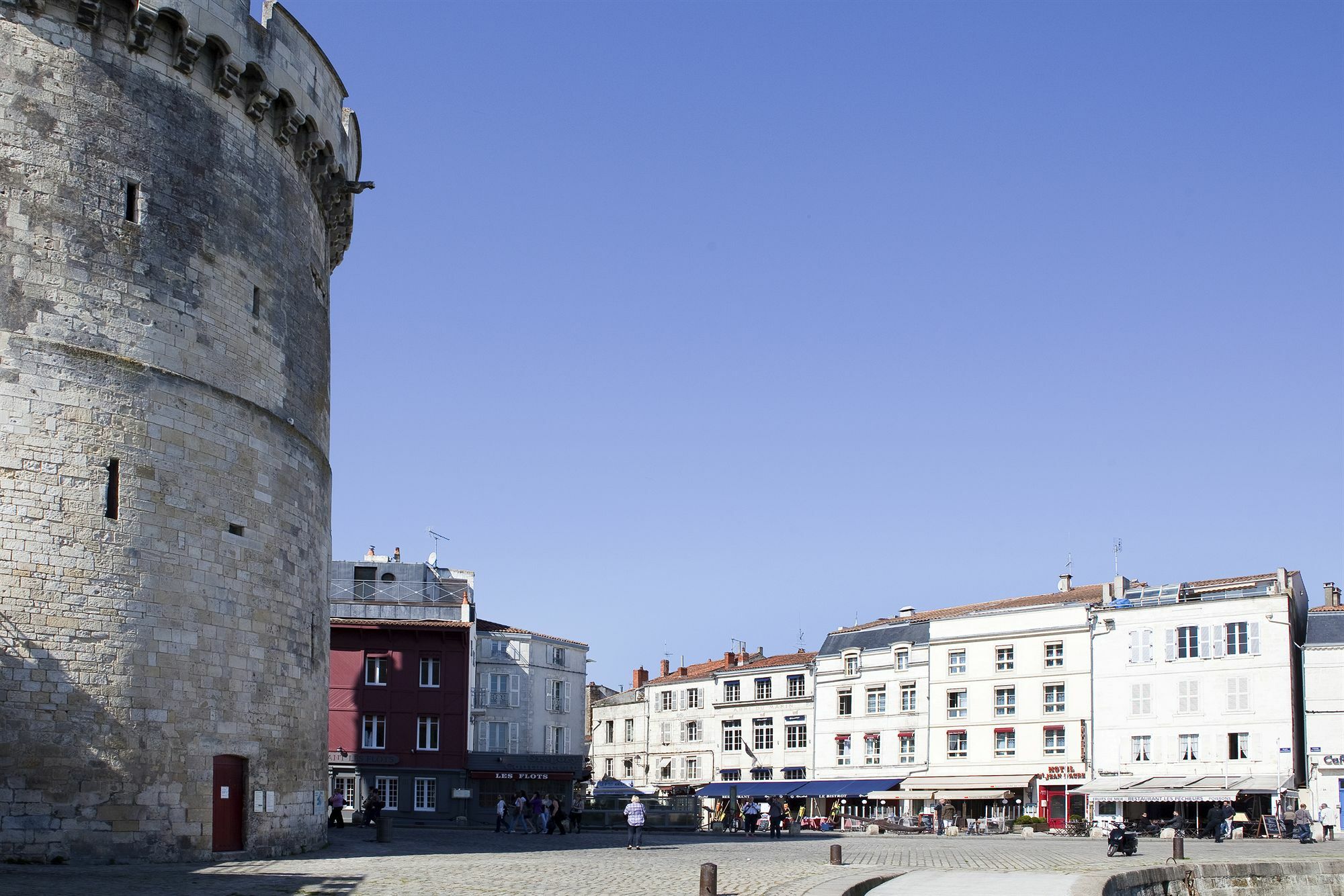 Maisons Du Monde Hotel & Suites - La Rochelle Vieux Port Экстерьер фото